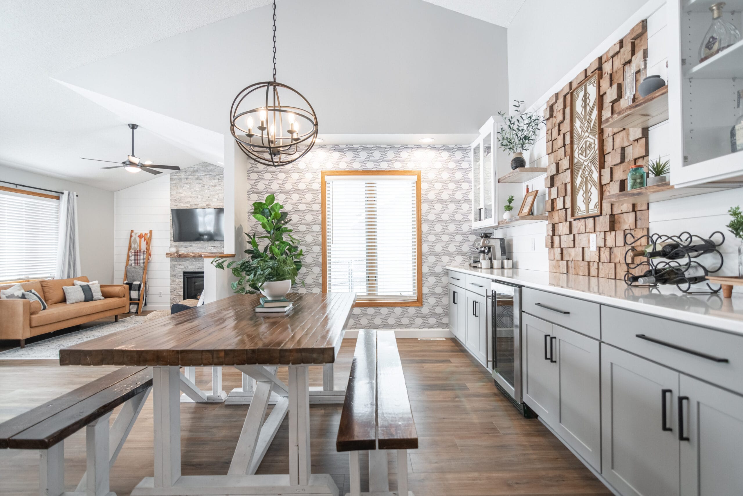 A bright dinning farmhouse table in a dinning room